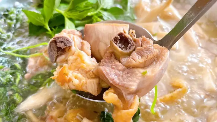 Lẩu Gà Lá É Tao Ngộ Tphcm