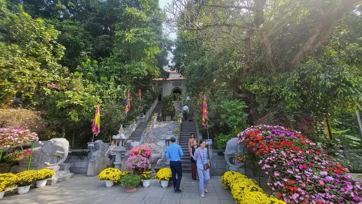 Đặc Sắc Lễ Hội Tản Viên Sơn Thánh - Ảnh 9. Đặc Sắc Lễ Hội Tản Viên Sơn Thánh - Ảnh 9.
