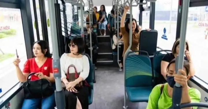 Mở Tuyến Xe Buýt Điện Cảng Hàng Không Phù Cát - Trung Tâm Tp ...