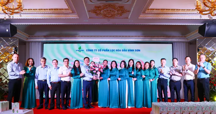 Bsr Tri Ân Nữ Cbcnv Nhân Ngày Phụ Nữ Việt Nam 20/10: “năng ...