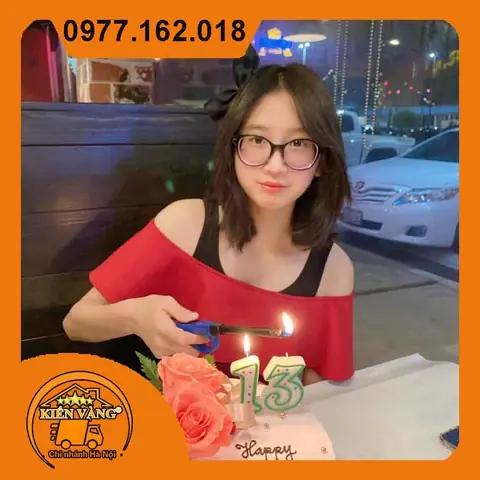 Con Gái 13 Tuổi Bắt Đầu Bước Vào Tuổi Dậy Thì Đầy Ương Ngạnh Nhưng Cũng Chất Chứa Nhiều Nỗi Niềm Giấu Kín. Hãy Cùng Kiến Vàng Hà Nội Điểm Qua 99+ Lời Chúc Mừng Sinh Nhật Con Gái 13 Tuổi Hay Nhất 2025 Trong Bài Viết Dưới Đây Nhé!