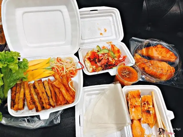 Nem Nướng Hà Thảo – Hương Vị Độc Đáo Từ Nước Sốt Nem Nướng Hà Thảo – Hương Vị Độc Đáo Từ Nước Sốt