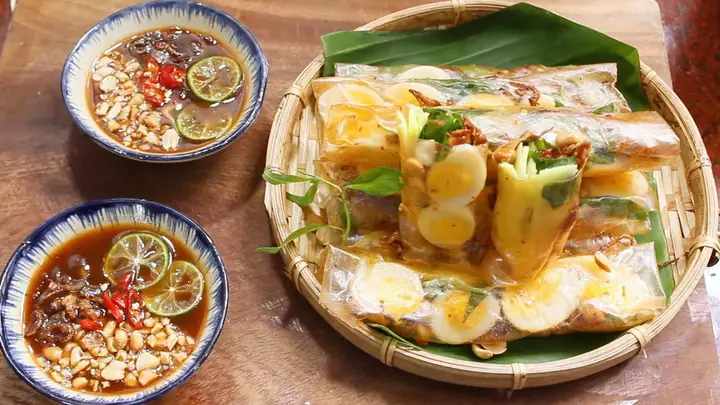 Cách Làm Bánh Tráng Cuốn Trứng Cút Siêu Ngon Hấp Dẫn Ăn Là Ghiền