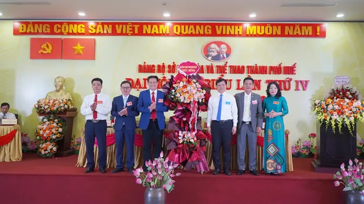 Đại Hội Đại Biểu Đảng Bộ Sở Văn Hóa Và Thể Thao Thành Phố Huế ...
