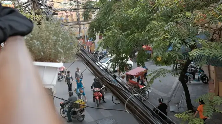 Cafe Sáng Sớm Ở Ban Công Số 2 Đinh Liệt Cafe Sáng Sớm Ở Ban Công Số 2 Đinh Liệt