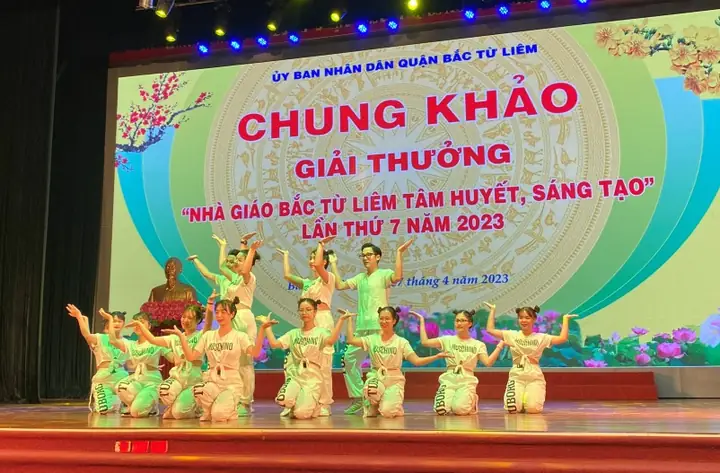 Chung Khảo Giải Thưởng "nhà Giáo Bắc Từ Liêm Tâm Huyết, Sáng ...