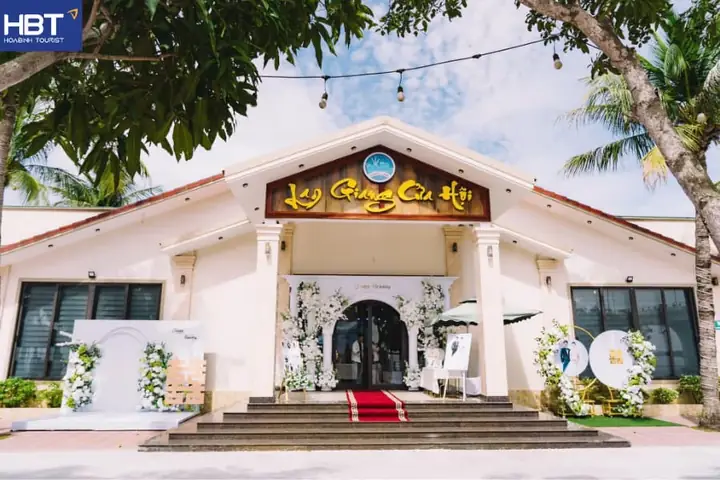 Top 10+ Nhà Hàng Cửa Lò Ngon, Rẻ Được Yêu Thích