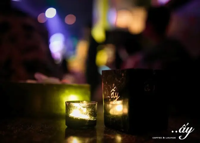 Ấy Café & Lounge