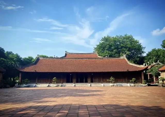Fifth Courtyard: The Imperial Academy (quốc Tử Giám)