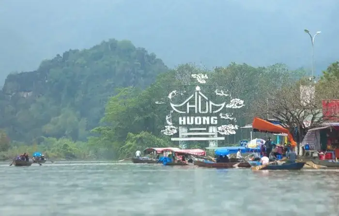 11. Du Xuân Các Địa Điểm Gần Hà Nội