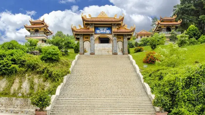 10. Du Xuân Vĩnh Phúc Tháng 2