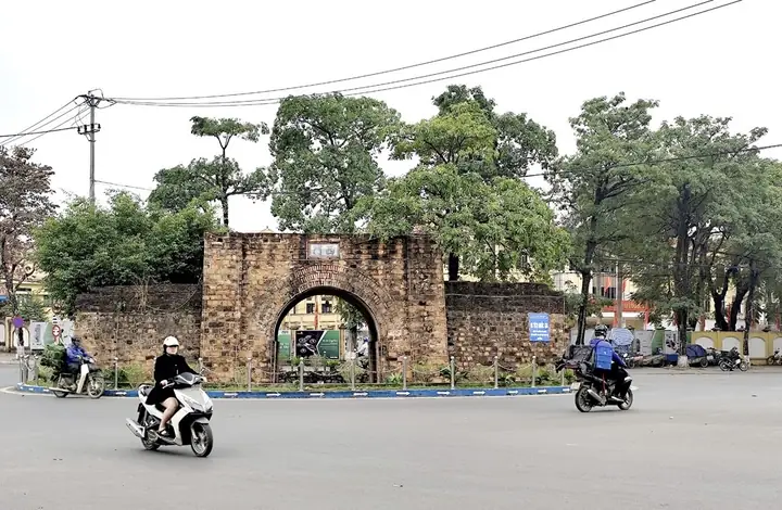 Thành Nhà Mạc Ở Tuyên Quang