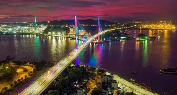 Phường Bãi Cháy Và Hồng Gai, Tỉnh Quảng Ninh (thành Phố Hạ Long Cũ) Phường Bãi Cháy Và Hồng Gai, Tỉnh Quảng Ninh (thành Phố Hạ Long Cũ)