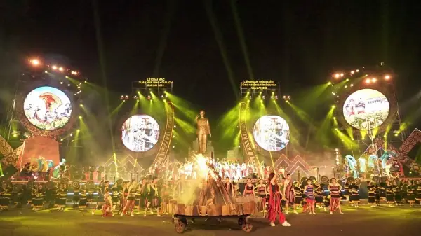Pleiku, Tỉnh Gia Lai Pleiku, Tỉnh Gia Lai