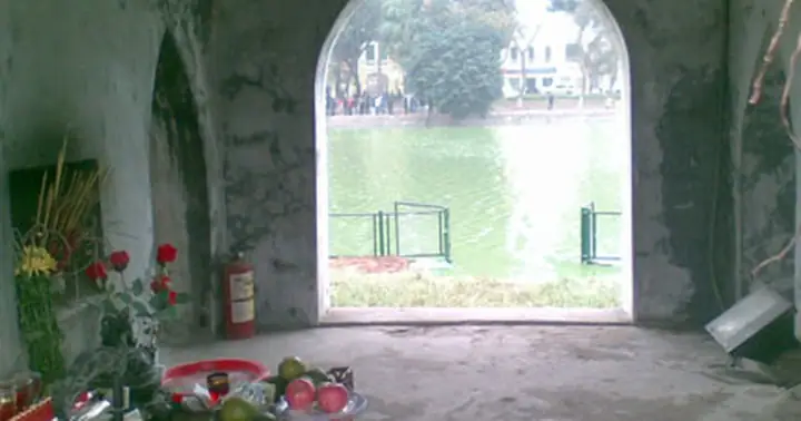 Gặp Hậu Duệ Dòng Họ Bị "kết Tội" Lén Táng Mộ Tổ Vào Tháp Rùa | Báo ...