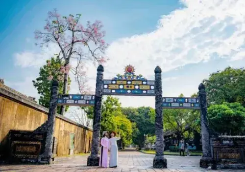 Tour Đà Nẵng Huế Trọn Gói 3 Ngày 2 Đêm Km Hấp Dẫn