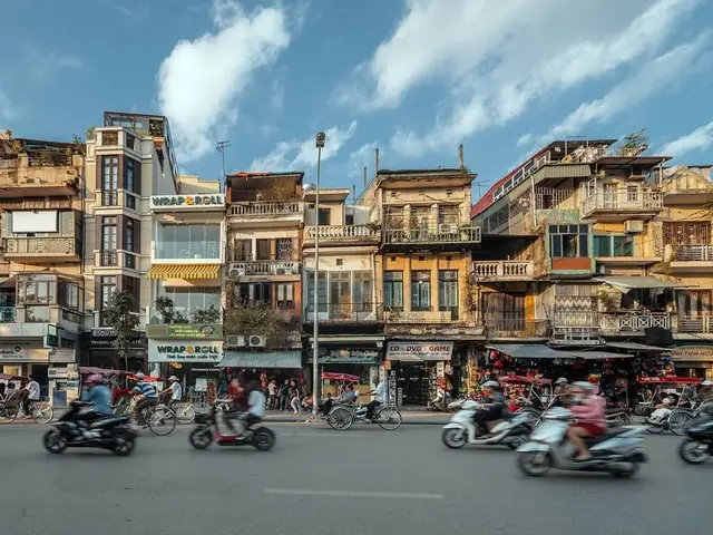 Cập Nhật Thời Tiết Hà Nội Trong Tháng 7 Giúp Bạn Lên Kế Hoạch Tốt Nhất Cho Chuyến Du Lịch