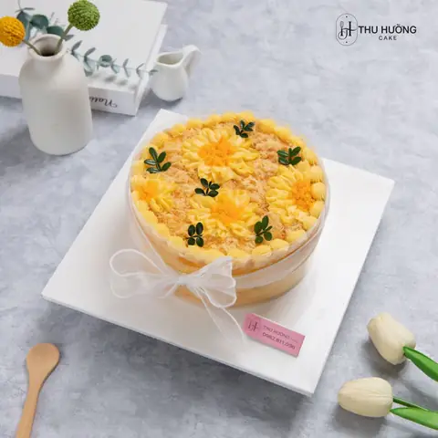 Hướng Dẫn Đặt Bánh Bông Lan Trứng Muối Hà Nội Tại Thu Hường Cake