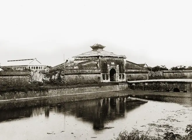 Toàn Cảnh Hoàng Thành Thăng Long