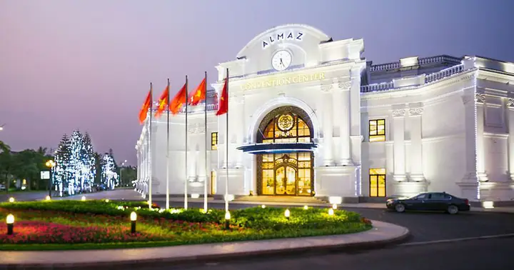 Những Dịch Vụ Trong Trung Tâm Ẩm Thực Và Hội Nghị ...