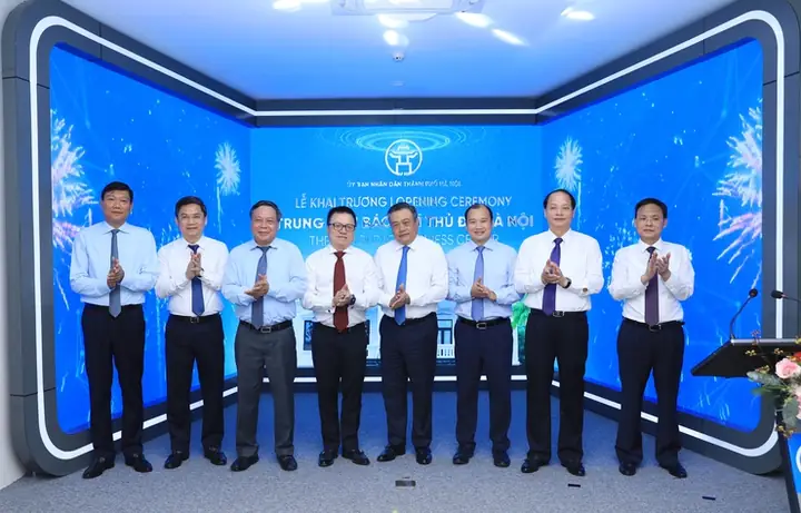Hnp - Chiều 9/5, Tại Cơ Sở 2 Của Trung Tâm Truyền Thông, Dữ Liệu Và Công Nghệ Số Thành Phố (số 17 Điện Biên Phủ, Quận Ba Đình), Ubnd Thành Phố Hà Nội Tổ Chức Lễ Khai Trương Trung Tâm Báo Chí Thủ Đô Hà Nội.
