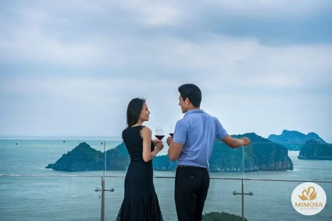 Đi Tuần Trăng Mật Ở Vịnh Hạ Long Đi Tuần Trăng Mật Ở Vịnh Hạ Long