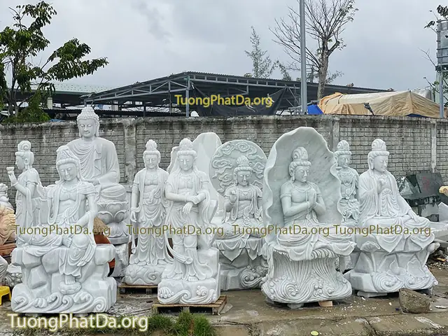 Tượng Quan Âm Chùa Linh Ứng