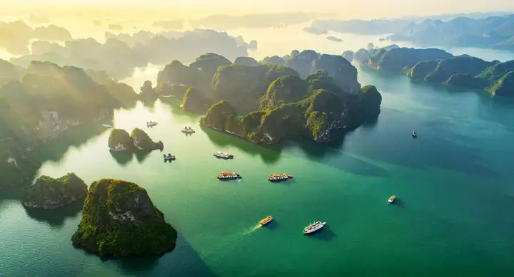 Top 5 Must-do Activities When Visiting Ha Long Bay